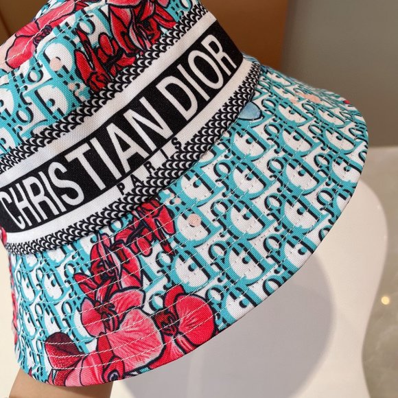 ?✨AUTHENTIC✨?Dior hat main image 6